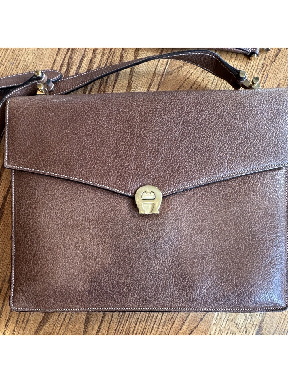 Vintage Etienne Aigner Attache/Computer Bag With Handle And Shoulder Strap - Picture 2 of 9